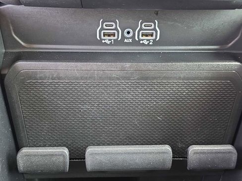 Used 2025 RAM 1500 Big Horn AWD/4WD image 29