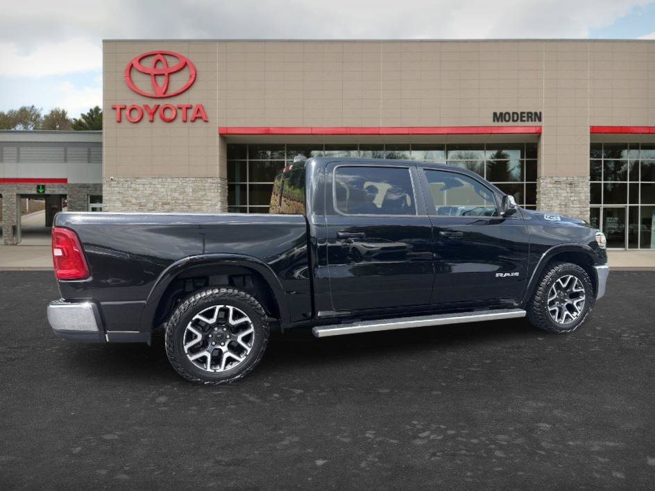 Used 2025 RAM 1500 Laramie AWD/4WD image 6