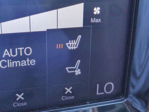 Used 2020 Volvo XC60 T6 Inscription w/ Protection Package Premier image 25