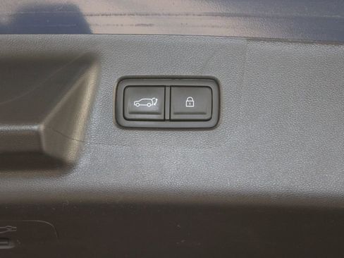 Used 2025 Hyundai Santa Fe SEL image 14