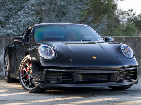 Certified 2024 Porsche 911 Carrera S image 6