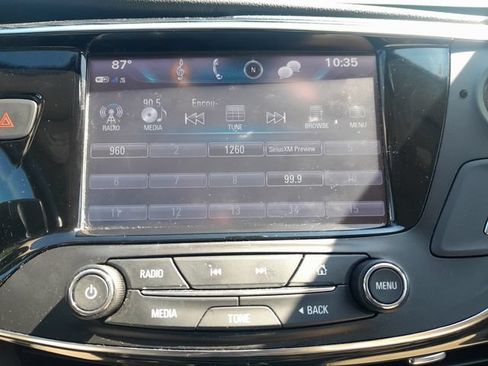 Used 2018 Buick Envision Essence FWD image 12