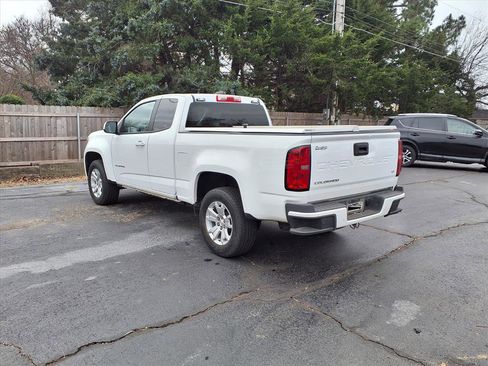Used 2022 Chevrolet Colorado LT w/ Fleet Safety Package image 4