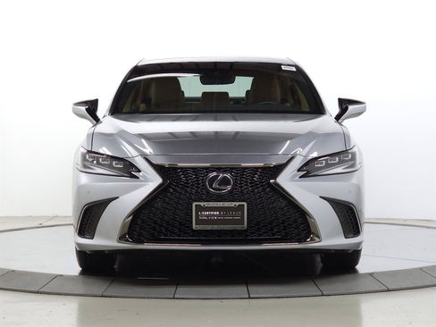 Used 2025 Lexus ES 350 w/ Accessory Package (Z2) FWD image 2