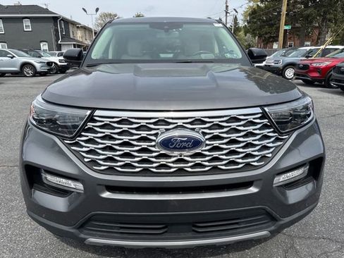 Used 2023 Ford Explorer Platinum w/ Premium Technology Package image 8
