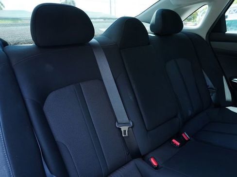 Used 2022 Kia K5 LXS FWD image 17