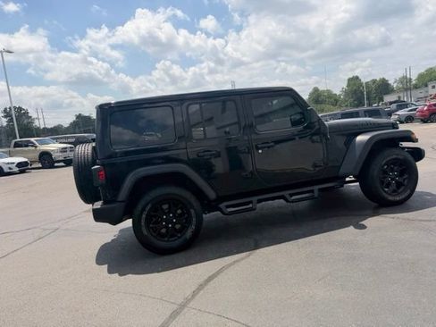 Used 2021 Jeep Wrangler Unlimited Sport AWD/4WD image 6