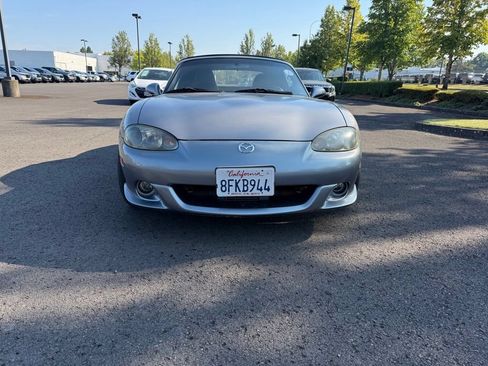 Used 2004 MAZDA MX-5 Miata MAZDASPEED w/ Grand Touring Pkg RWD image 2