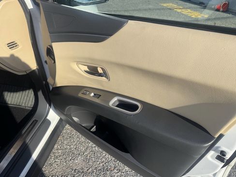 Used 2008 Subaru Tribeca Limited image 15