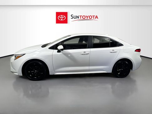 Used 2023 Toyota Corolla LE image 7