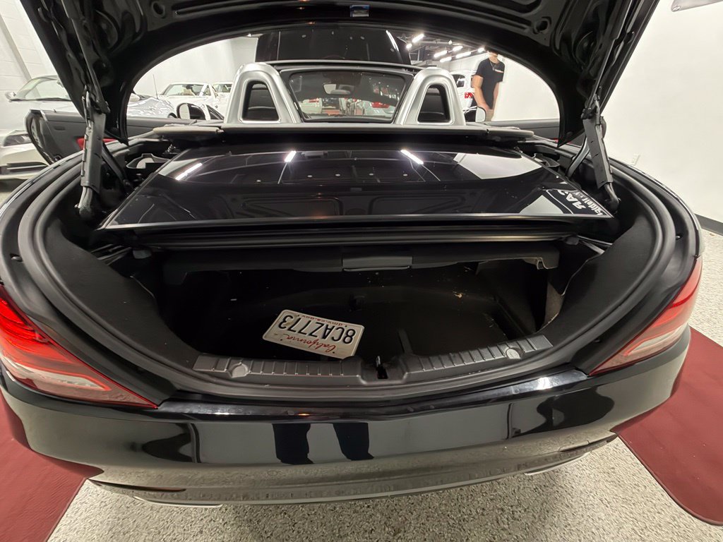 Used 2018 Mercedes-Benz SLC 300 image 34