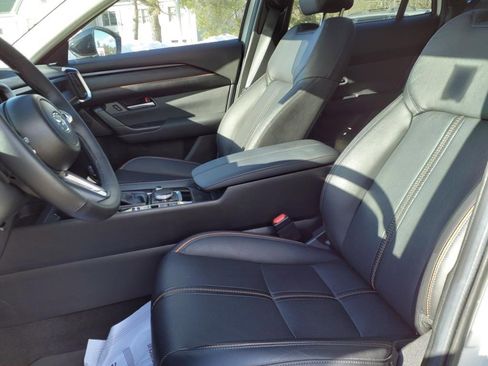 Certified 2024 MAZDA CX-50 AWD 2.5 Turbo w/ Weather Package image 13