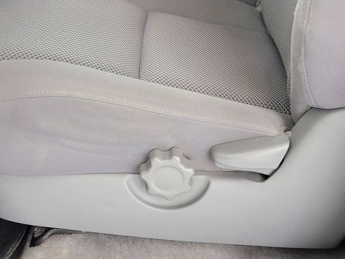 Used 2011 Toyota Tacoma 4x4 Double Cab image 16