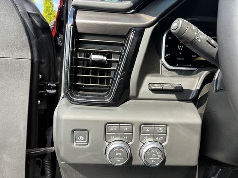 Used 2026 GMC Sierra 2500 AT4X AWD/4WD image 29