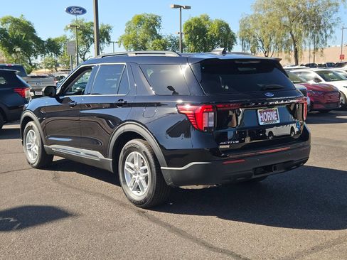 New 2025 Ford Explorer Active image 5