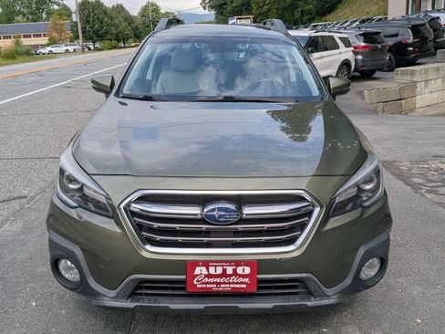 Used 2018 Subaru Outback 3.6R Limited AWD/4WD image 16