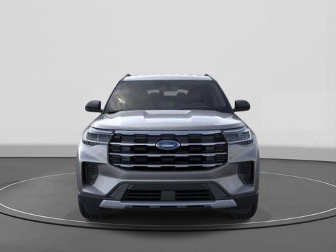New 2026 Ford Explorer Active RWD image 6