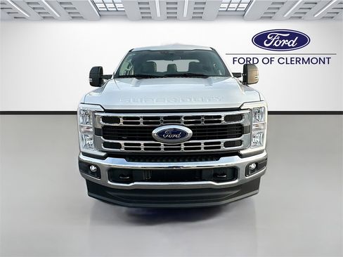 Used 2024 Ford F250 XLT image 2