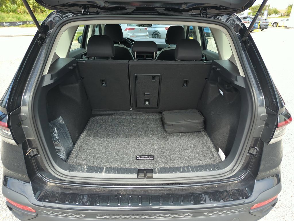 Used 2025 Volkswagen Taos S AWD/4WD image 29