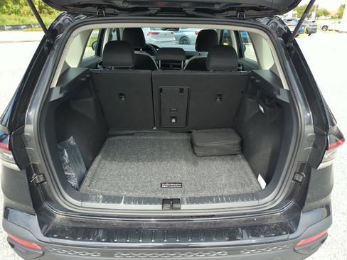 Used 2025 Volkswagen Taos S AWD/4WD image 29