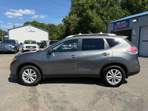 Used 2014 Nissan Rogue SV AWD/4WD image 2