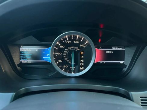 Used 2015 Ford Explorer XLT w/ Equipment Group 202A AWD/4WD image 33