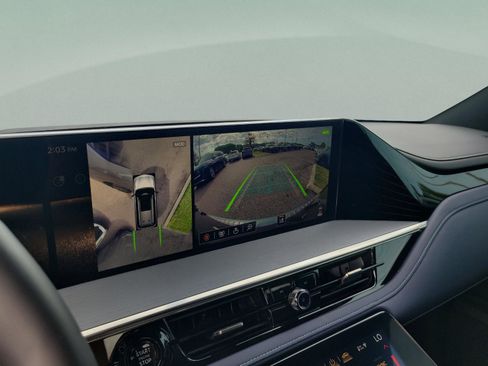 Used 2026 INFINITI QX80 4WD w/ Sport Exterior Package image 17