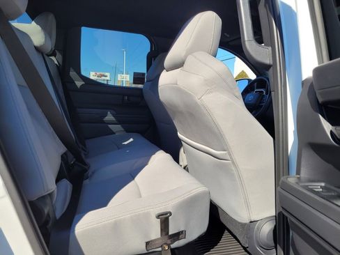 Certified 2025 Toyota Tacoma SR5 image 13