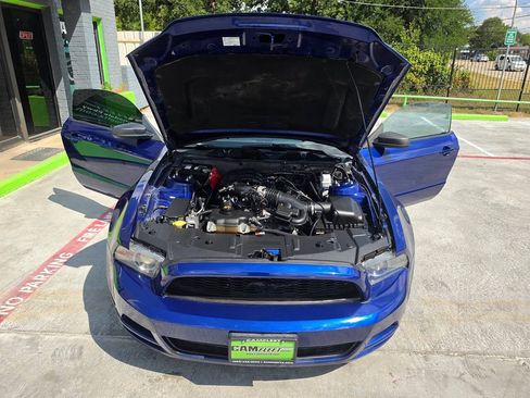 Used 2013 Ford Mustang Coupe RWD image 45