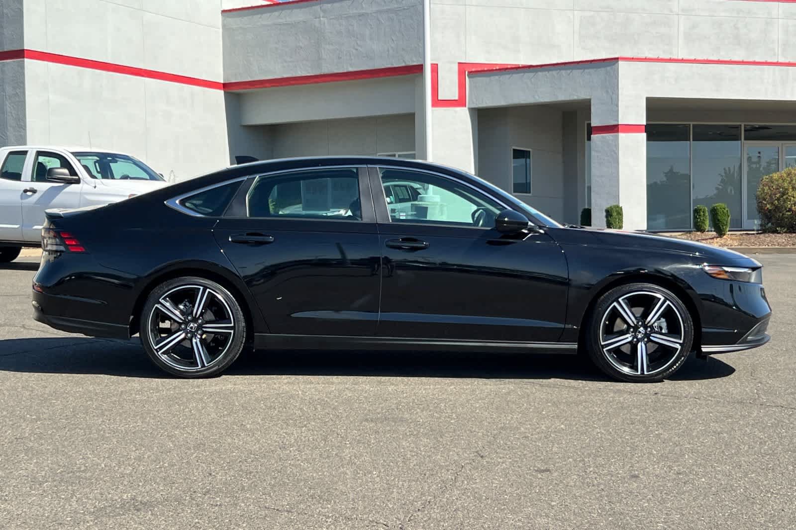 Used 2024 Honda Accord Sport image 6