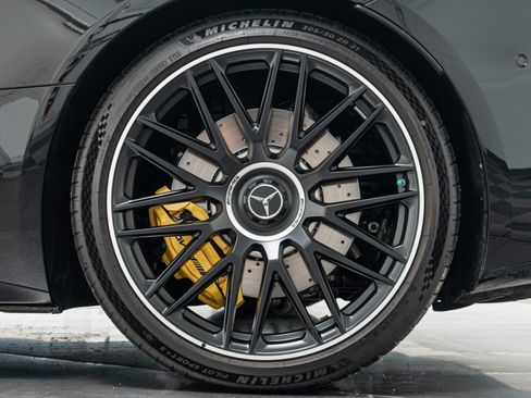 Used 2023 Mercedes-Benz SL 63 AMG 4MATIC image 11