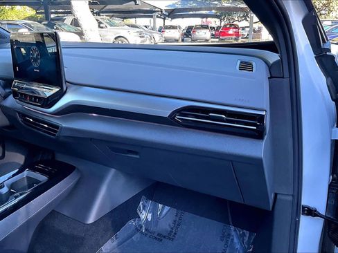 Used 2022 Volkswagen ID.4 Pro S image 18