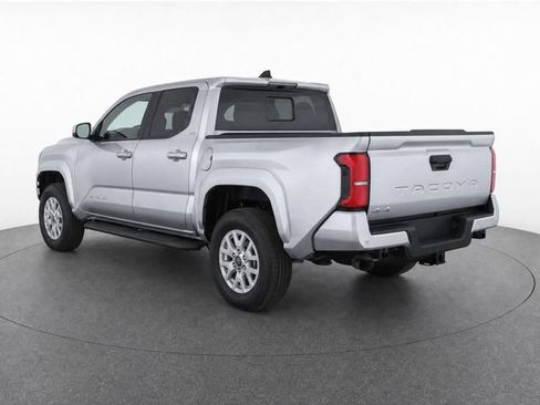 New 2026 Toyota Tacoma SR5 AWD/4WD image 3