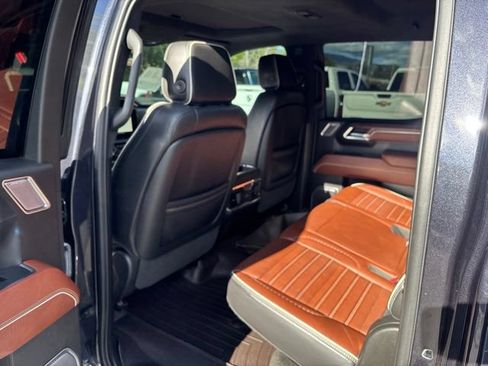 Used 2022 GMC Sierra 1500 Denali Ultimate AWD/4WD image 28