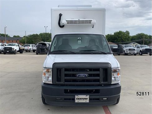 Used 2023 Ford E-350 and Econoline 350 Super Duty w/ Power Windows & Locks Group RWD image 17