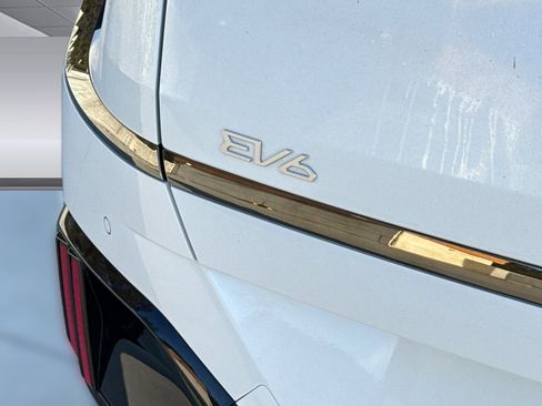 Used 2023 Kia EV6 GT image 13