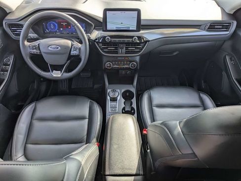 Used 2021 Ford Escape Titanium w/ Class II Trailer Tow Package AWD/4WD image 16
