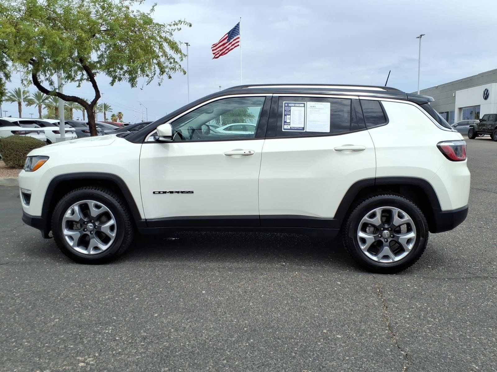 Used 2019 Jeep Compass Limited AWD/4WD image 4
