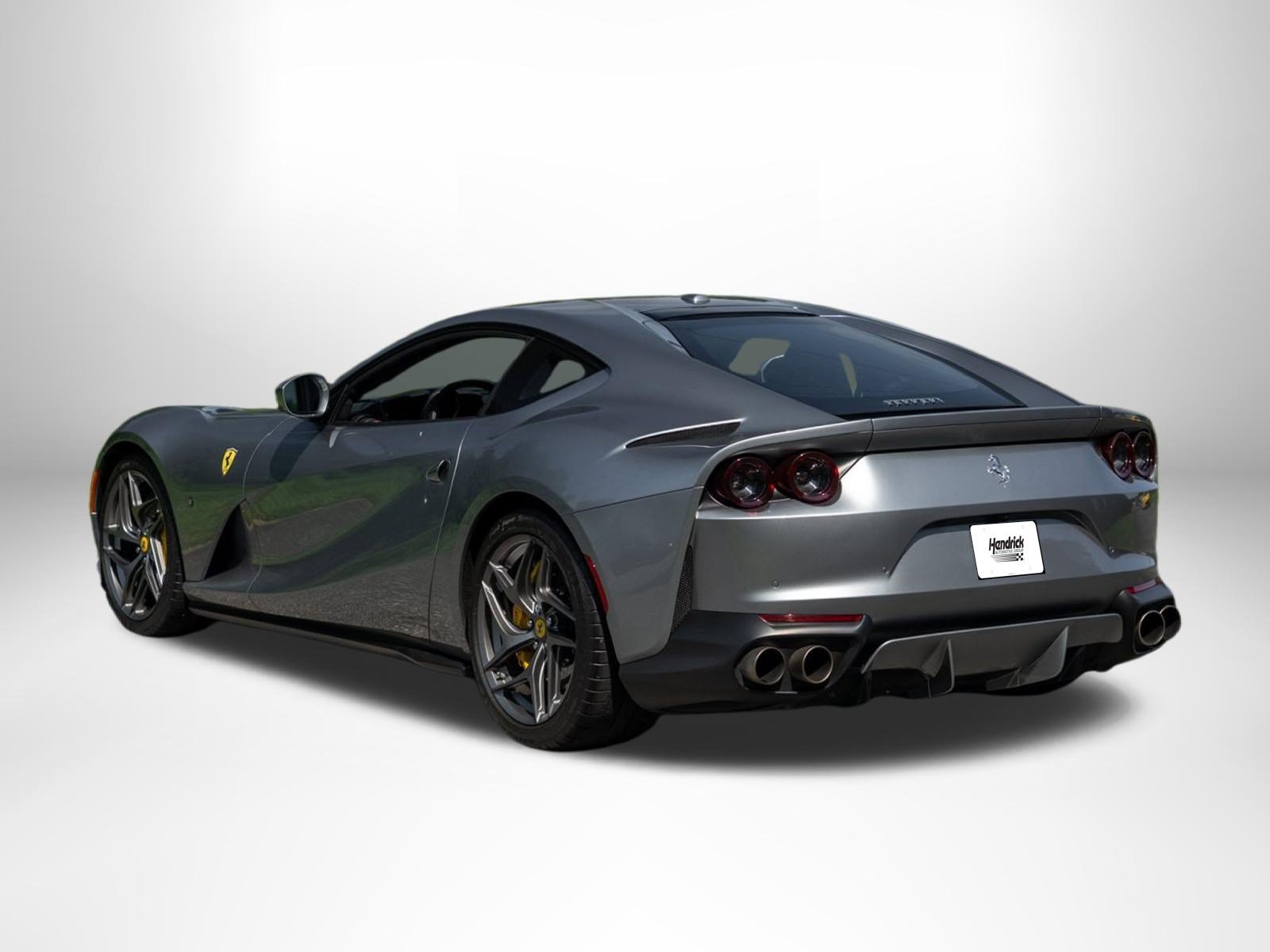 Used 2020 Ferrari 812 Superfast RWD image 2
