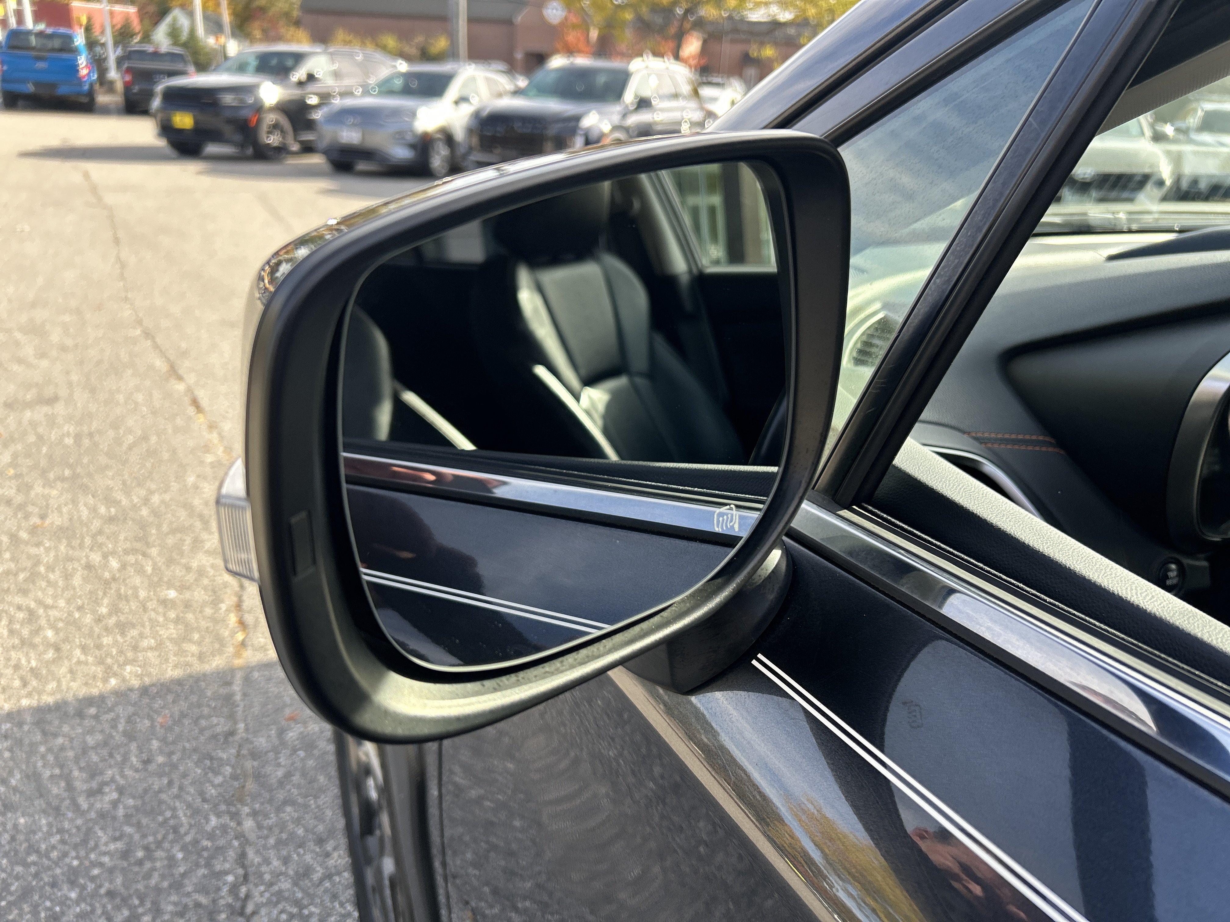 Used 2019 Subaru Crosstrek 2.0i Limited w/ Moonroof Package AWD/4WD image 11