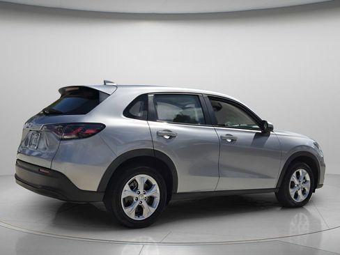 Used 2024 Honda HR-V LX image 7