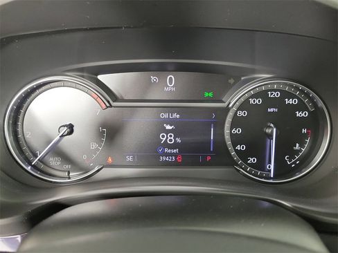 Used 2023 Cadillac XT4 Luxury w/ Cold Weather Package image 25