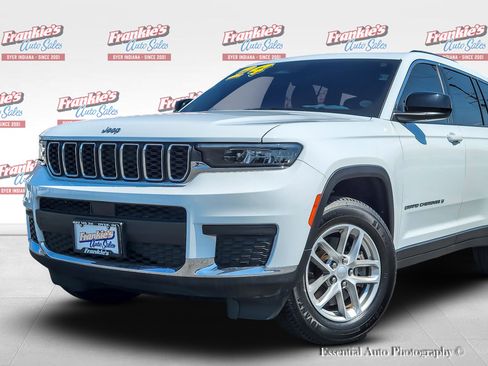 Used 2024 Jeep Grand Cherokee L Laredo AWD/4WD image 2