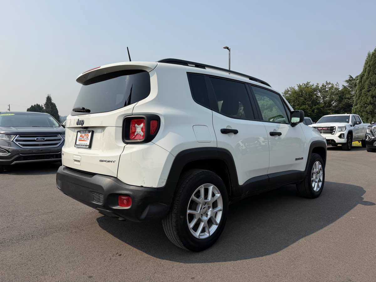 Used 2019 Jeep Renegade Sport w/ Sport Appearance Group AWD/4WD image 8