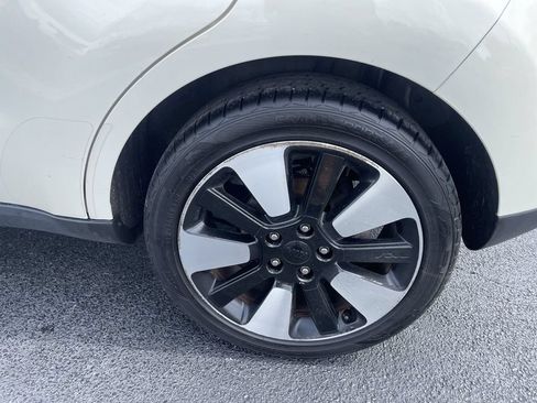 Used 2015 Kia Soul ! w/ Umber Package 1 FWD image 6