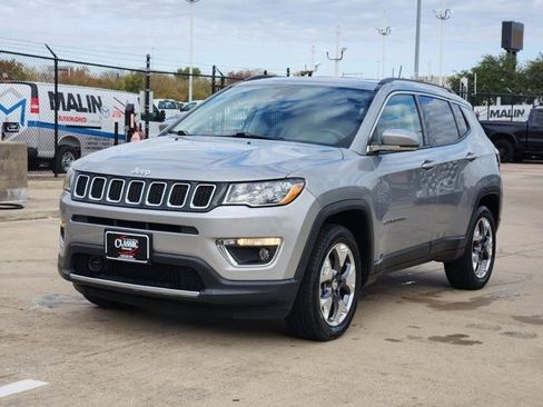 Used 2021 Jeep Compass Limited image 12