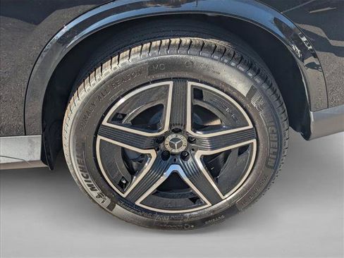Used 2026 Mercedes-Benz GLC 300 image 9