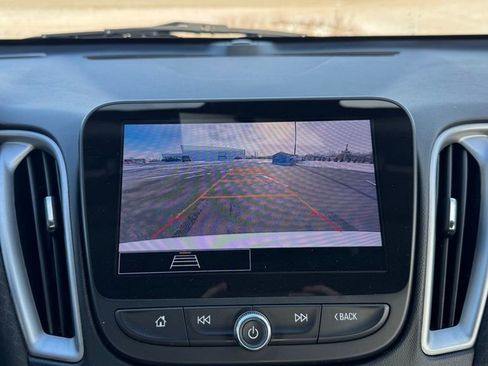 Used 2023 Chevrolet Malibu LT FWD image 27