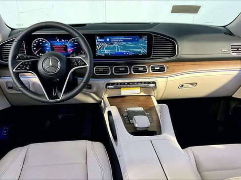 New 2026 Mercedes-Benz GLE 450 4MATIC image 7