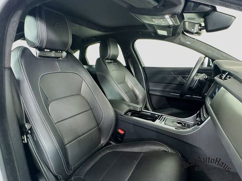 Used 2020 Jaguar XF S image 35